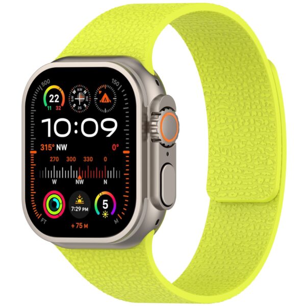 Magnetic Silicone Band for Apple Watch – No-Buckle Strap with Strong Magnetic Closure, Soft Breathable Replacement Wristband Compatible with iWatch Series 9/8/7/SE/6/5/4/3/2/1 & Ultra 2/Ultra